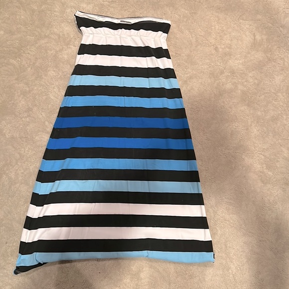 Strapless Tommy Bahama dress. - Picture 3 of 3